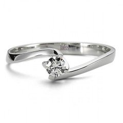 Pırlanta Tektaş Yüzük - 0,17 Karat Çapraz Tırnak 18 Ayar