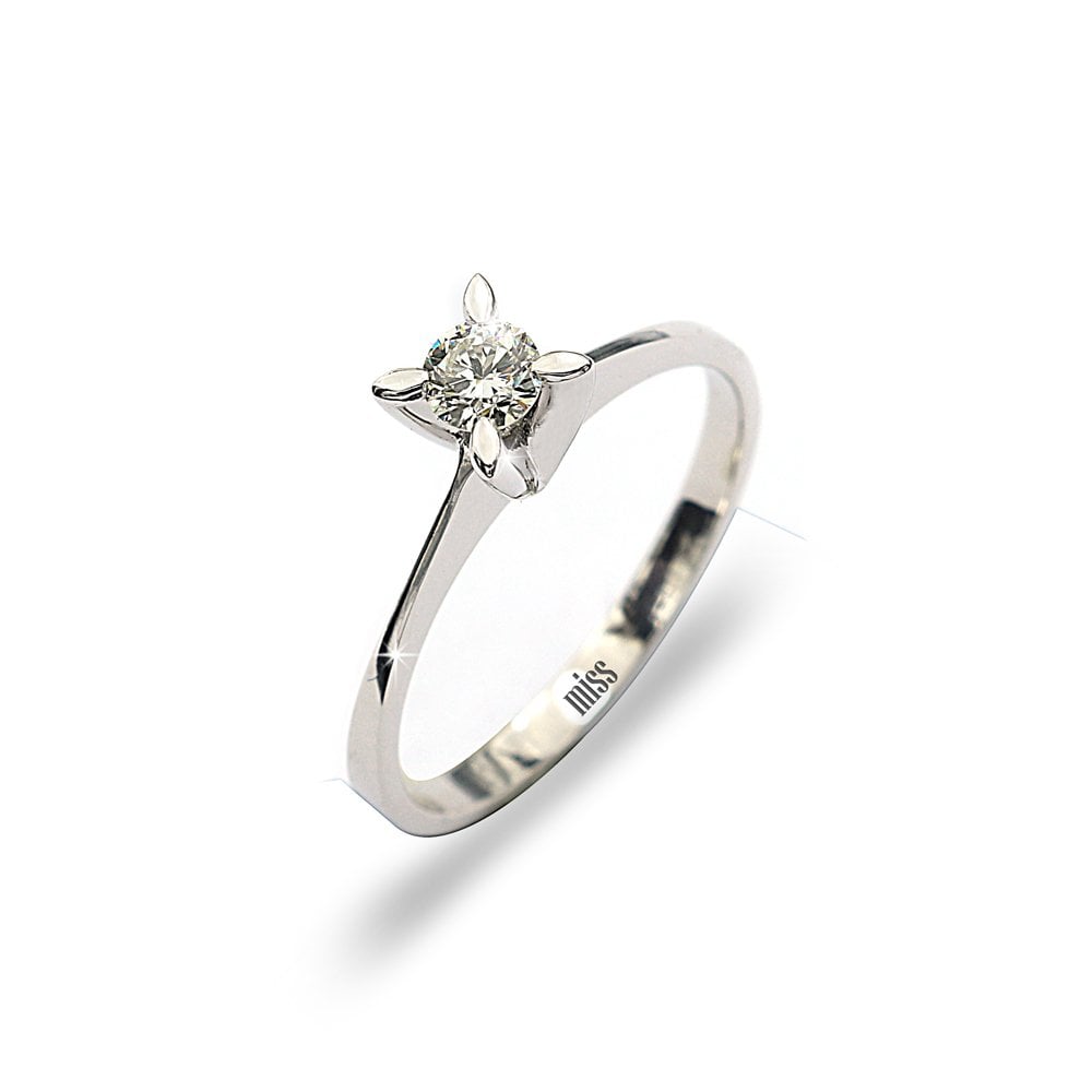 Pırlanta Tektaş Yüzük - 0,20 Karat Badem Tırnak 18 Ayar