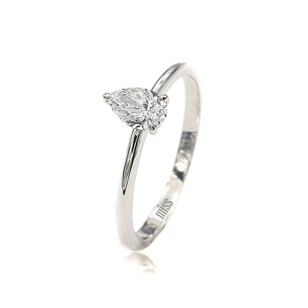 HRD veya GİA  Sertifikalı Damla Pırlanta Tektaş Yüzük - F Renk 0,40 Karat